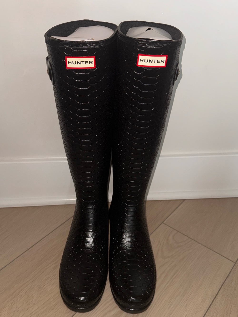 Hunter Black Croc-Embossed Tall Rain Boots Size 9
